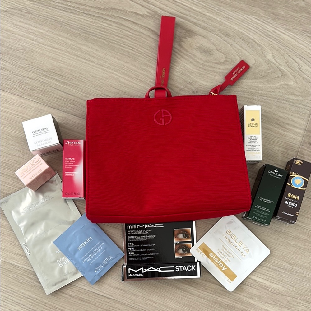 Giorgio Armani Vibrant Red Beauty Pouch